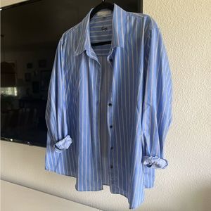 Foxcroft blue striped button up long sleeve shirt